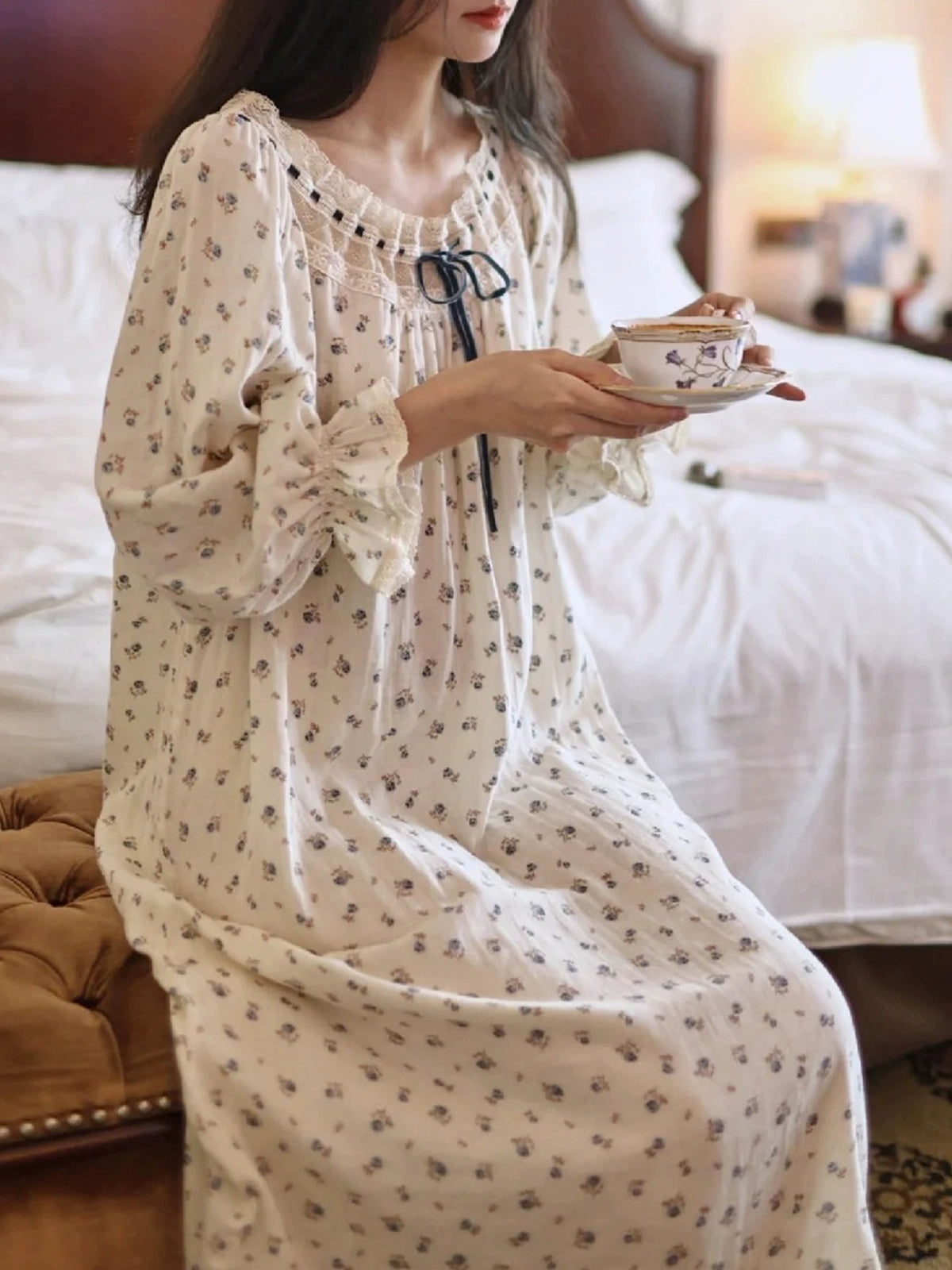 Vintage Floral Off Shoulder Pajamas Gown Lace Trim Long Sleeve Sleep Wear