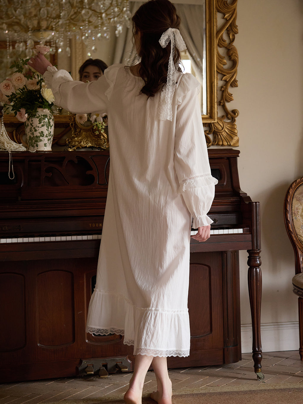 White Square Neck Ruffled Pajamas Gown Puff Sleeve Vintage Soft Sleep Wear